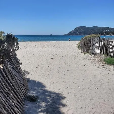 Bord De Mer, Clim, Jardin Et Parking La Seyne-sur-Mer